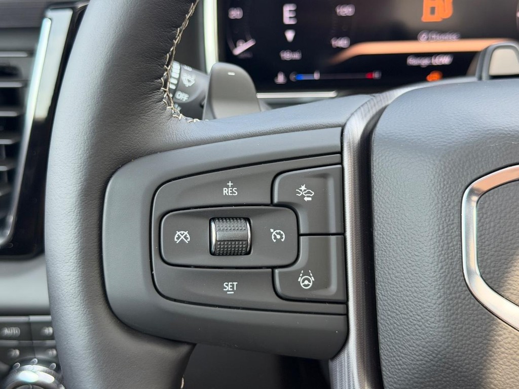 GMC Sierra 1500 Vehicle Image 11