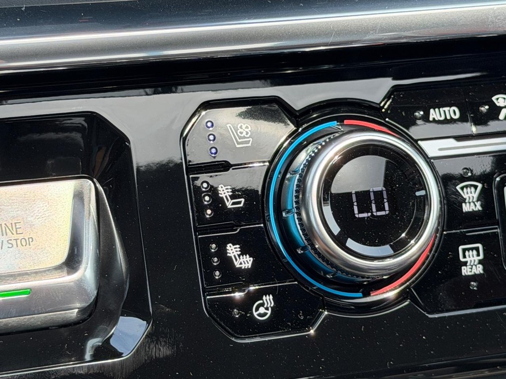 GMC Sierra 1500 Vehicle Image 14