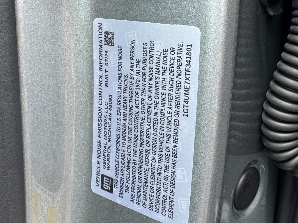 GMC Sierra 2500HD Vehicle Image 18