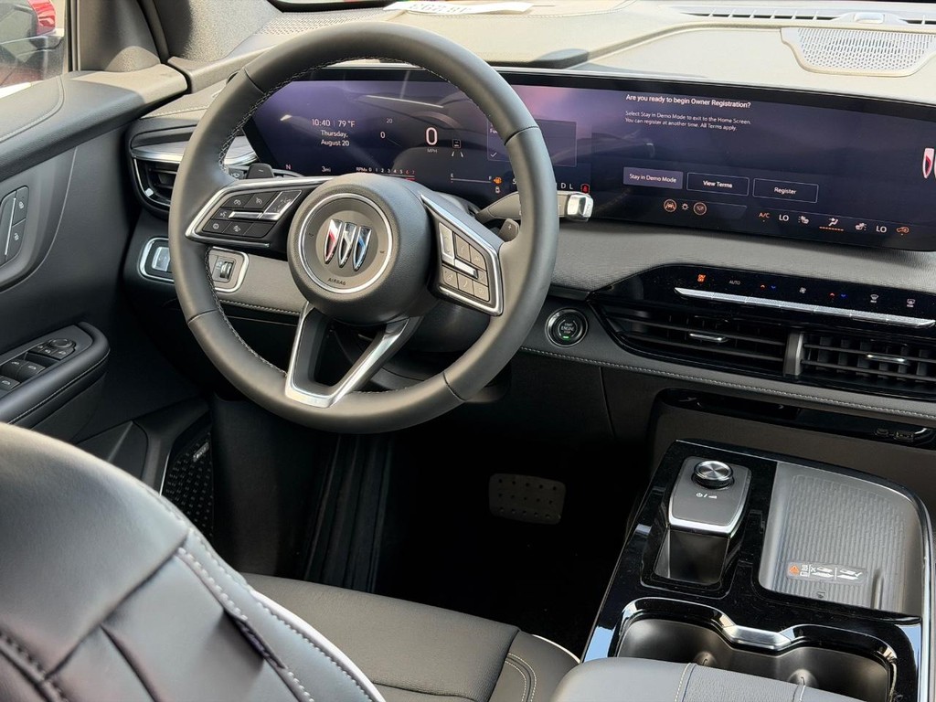 Buick Enclave Vehicle Image 07