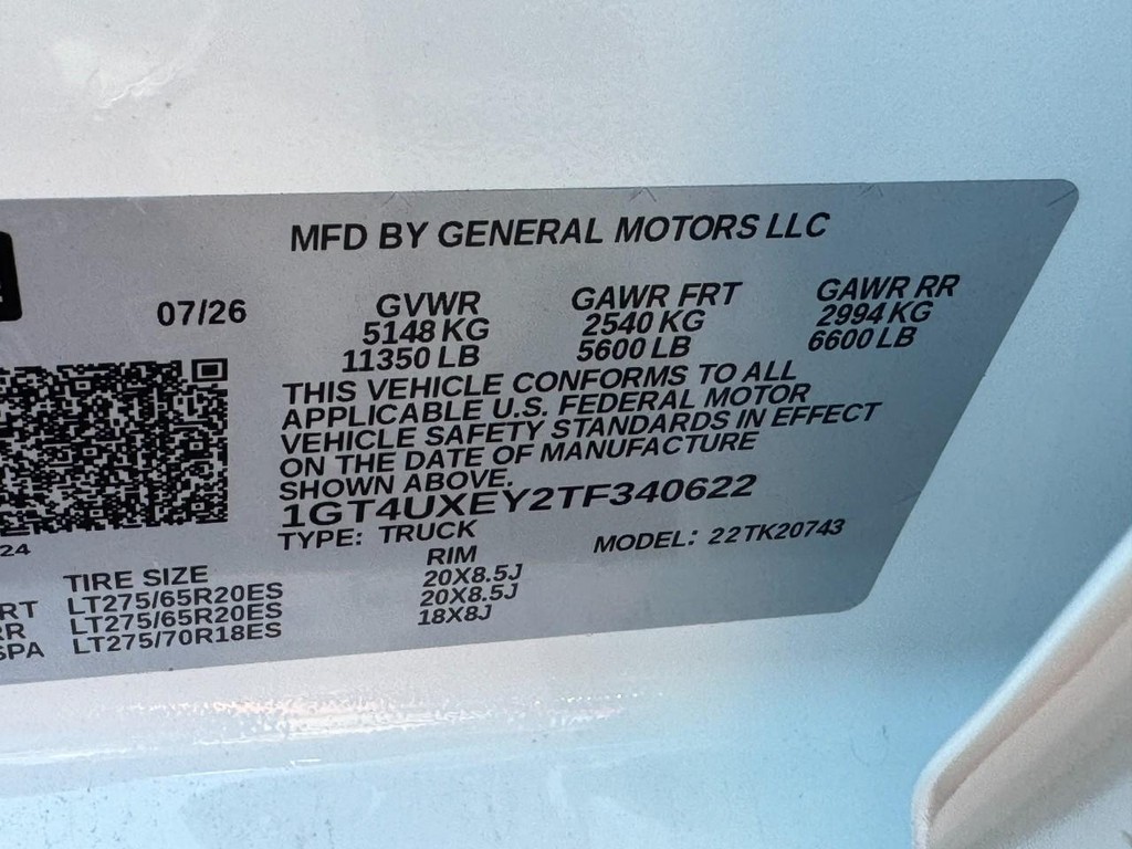 GMC Sierra 2500HD Vehicle Image 18