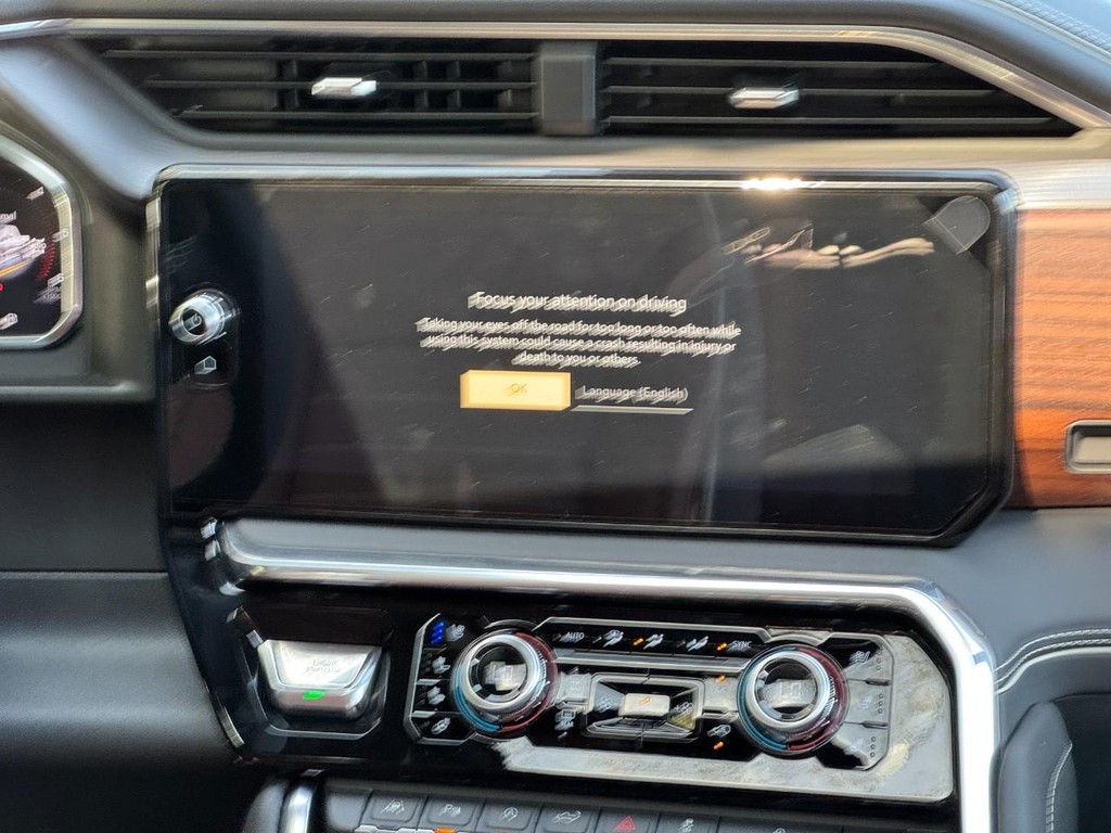 GMC Sierra 1500 Vehicle Image 09