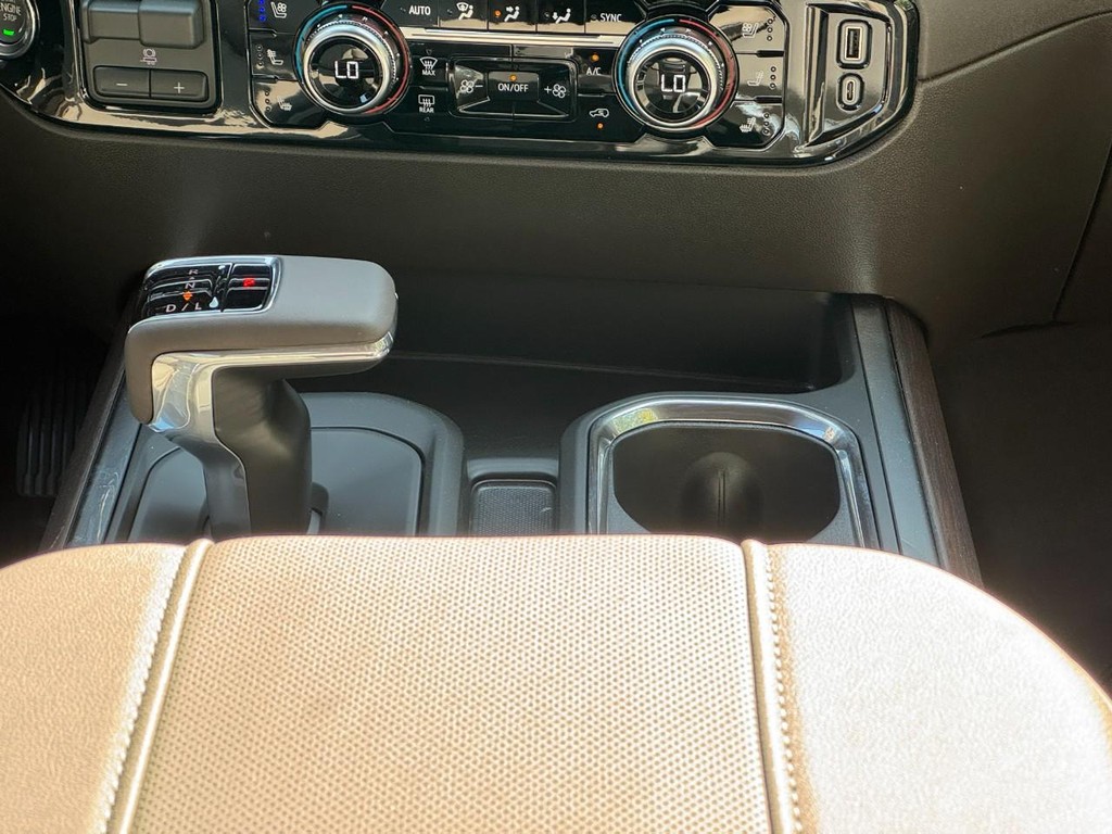 GMC Sierra 1500 Vehicle Image 10