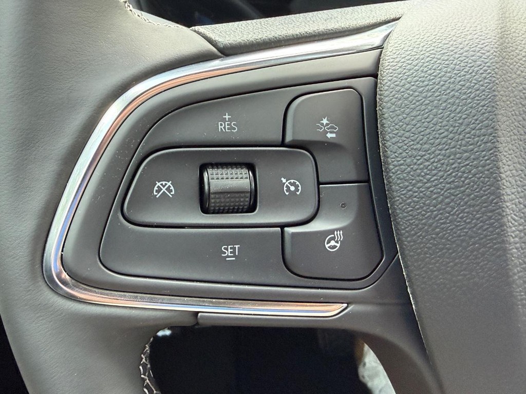 Buick Encore GX Vehicle Image 12
