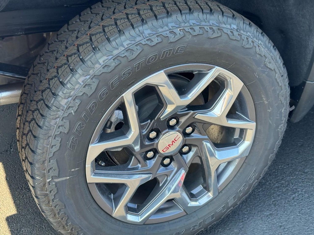 GMC Sierra 1500 Vehicle Image 04