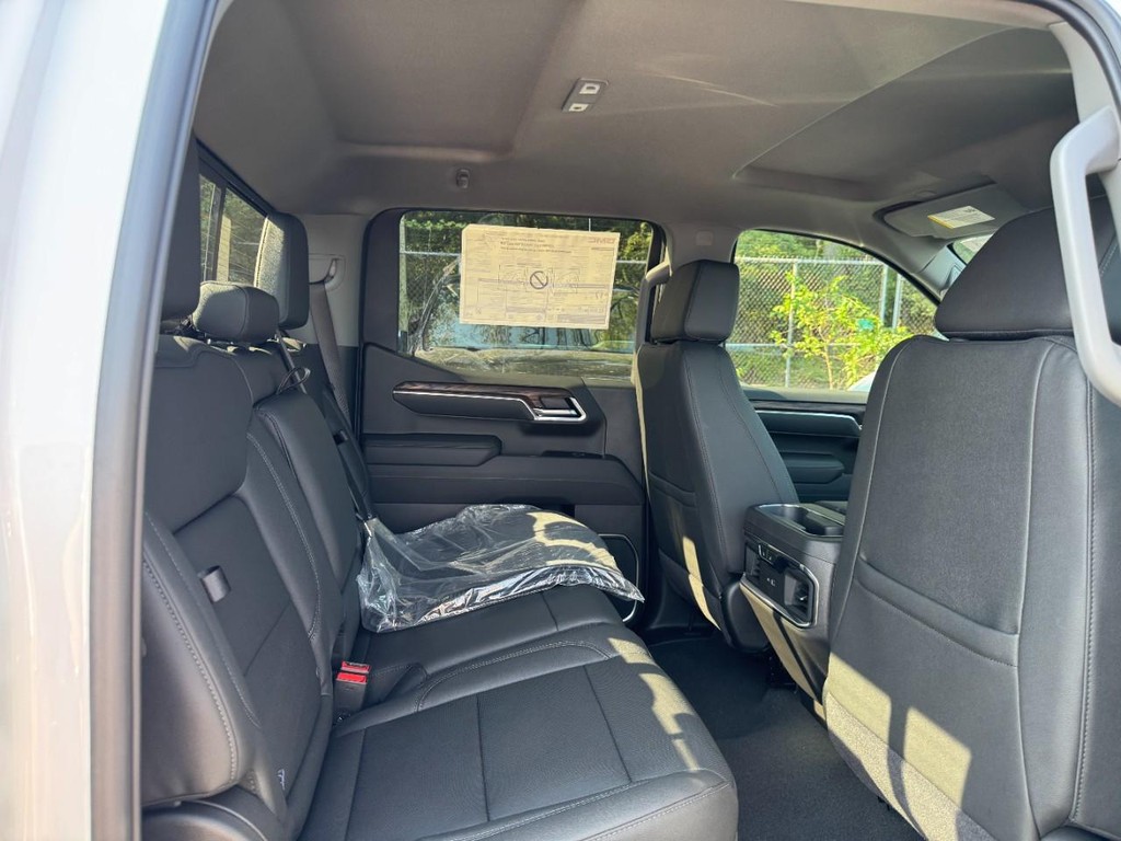 GMC Sierra 1500 Vehicle Image 05