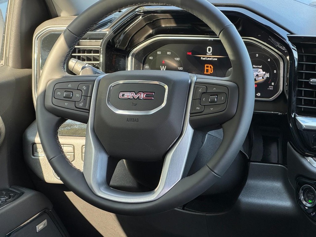 GMC Sierra 1500 Vehicle Image 08