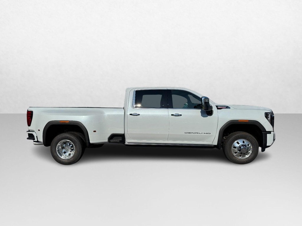 GMC Sierra 3500HD Vehicle Image 02