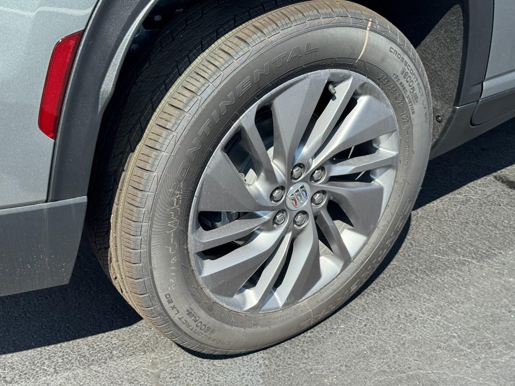 Buick Enclave Vehicle Image 04