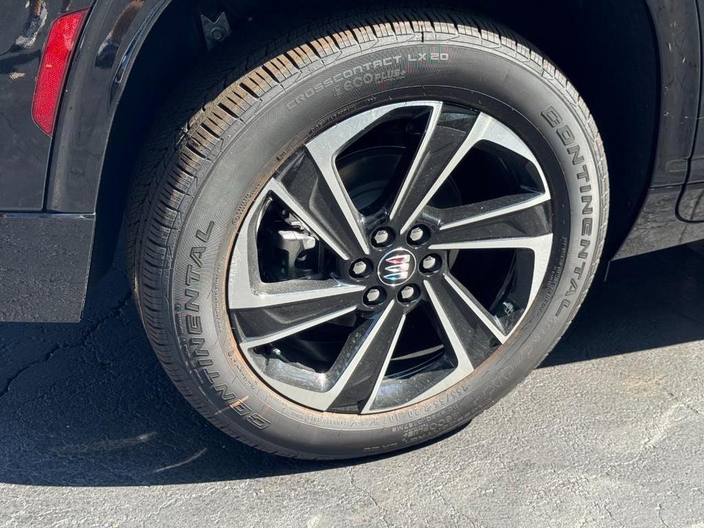 Buick Enclave Vehicle Image 04