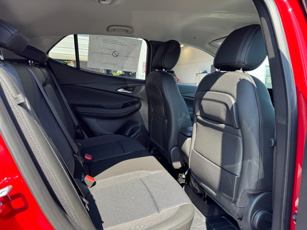 Buick Encore GX Vehicle Image 05