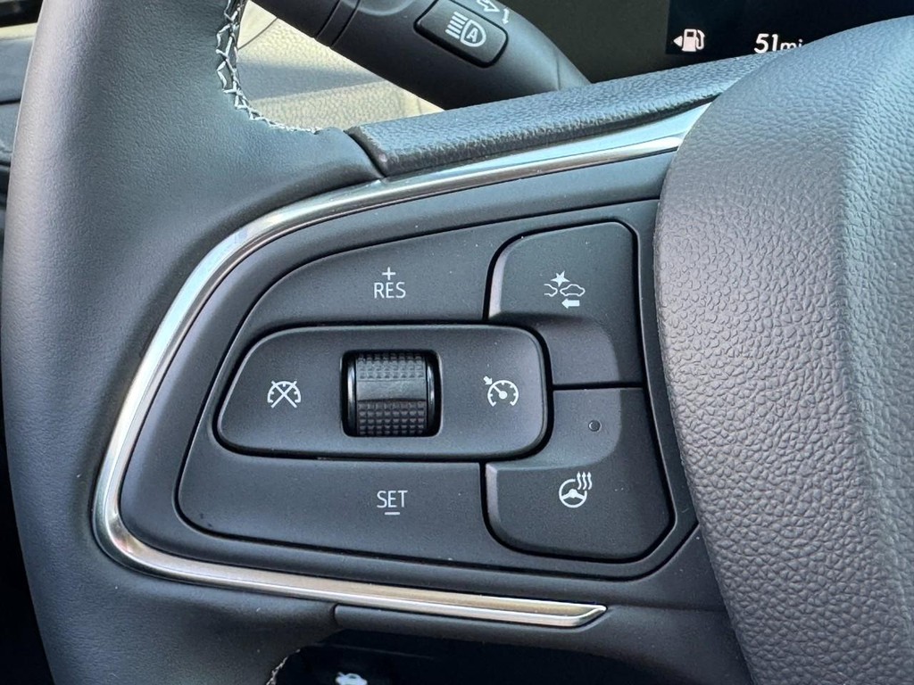 Buick Encore GX Vehicle Image 12