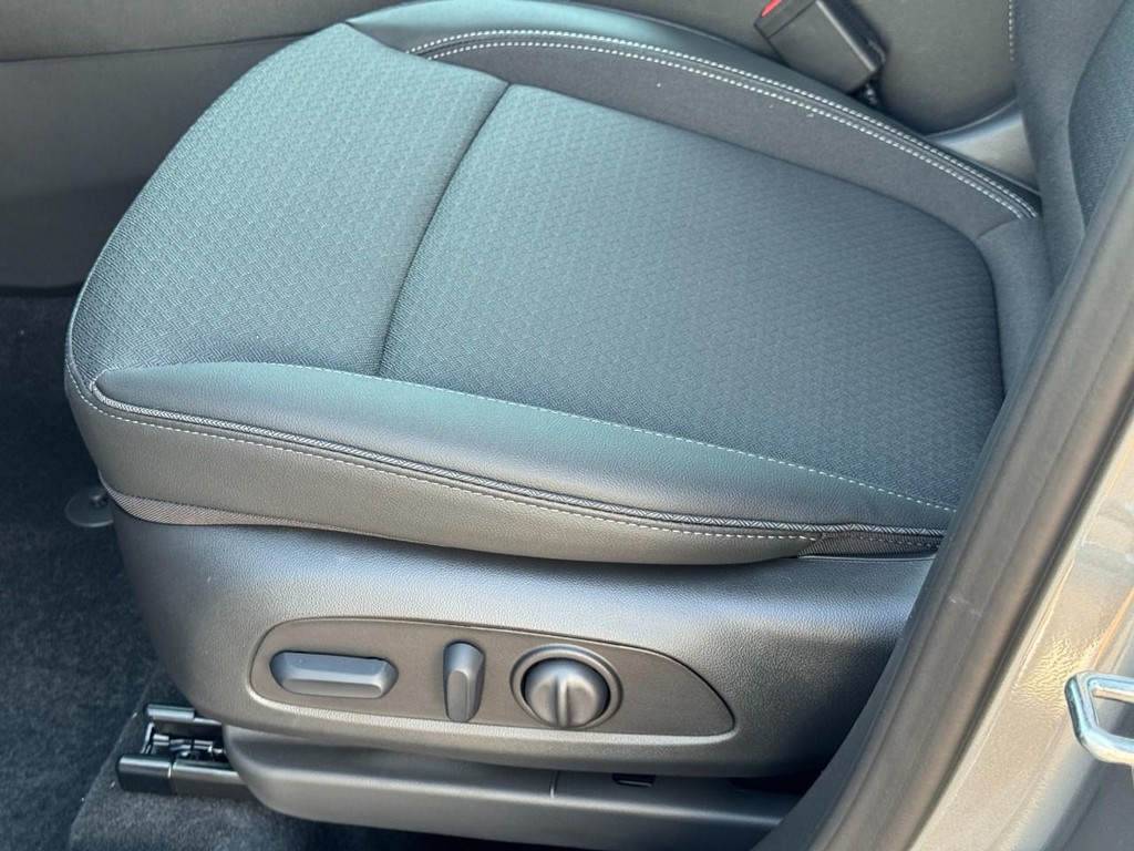 Buick Encore GX Vehicle Image 10