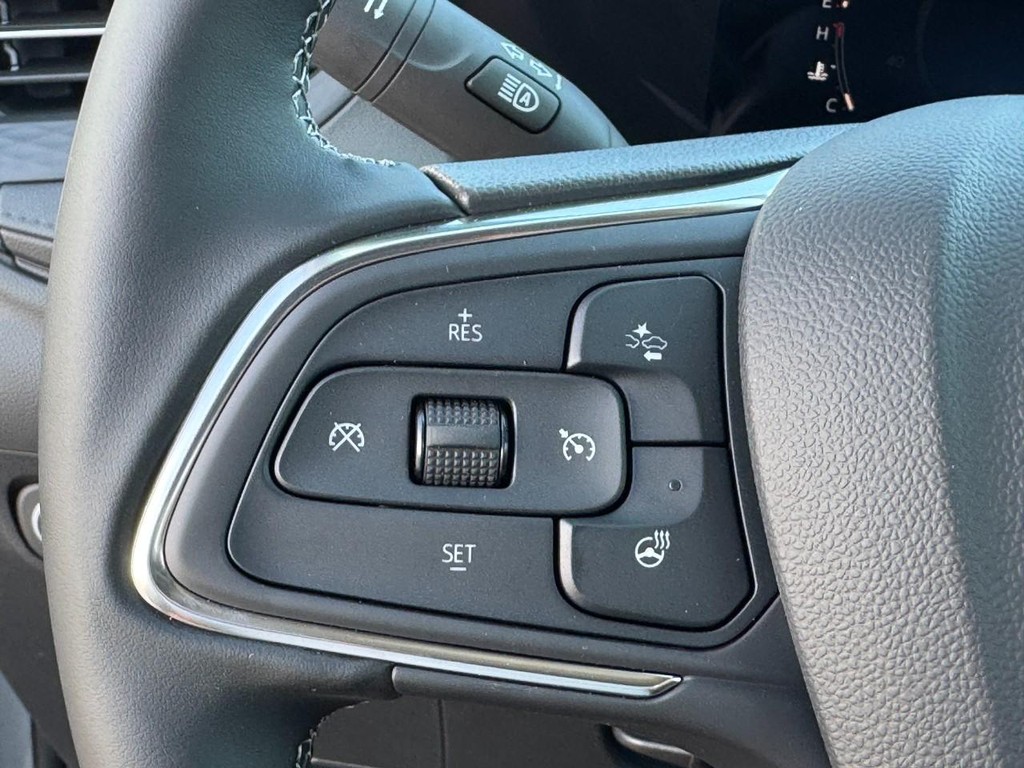 Buick Encore GX Vehicle Image 12