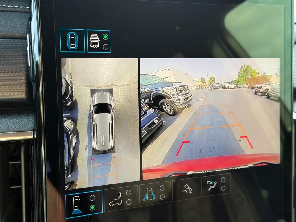 GMC Acadia Vehicle Image 17