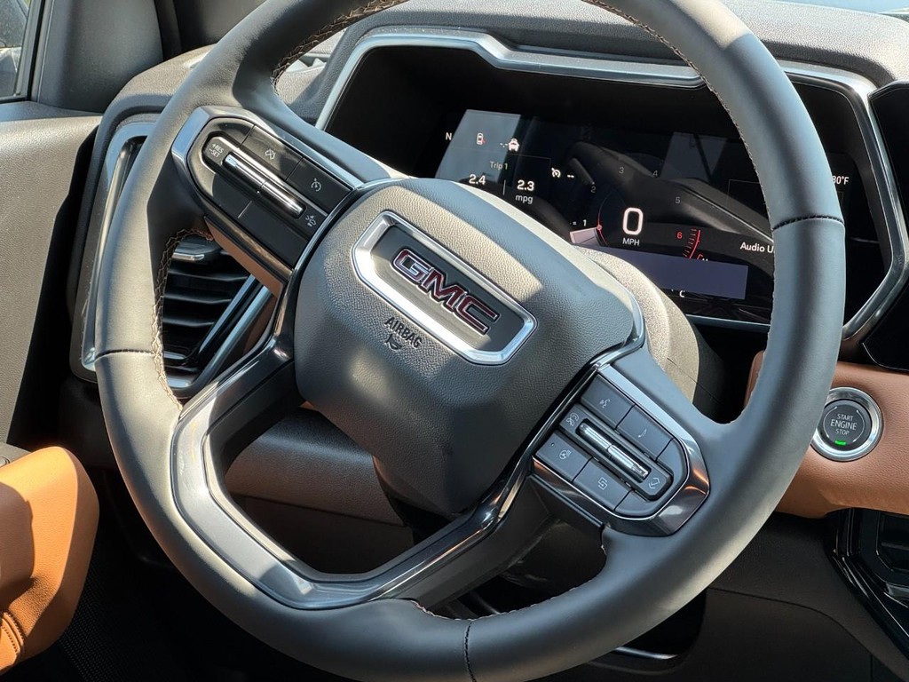 GMC Canyon Vehicle Image 08