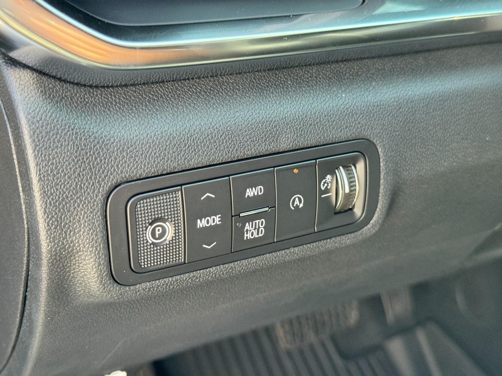 GMC Terrain Vehicle Image 13