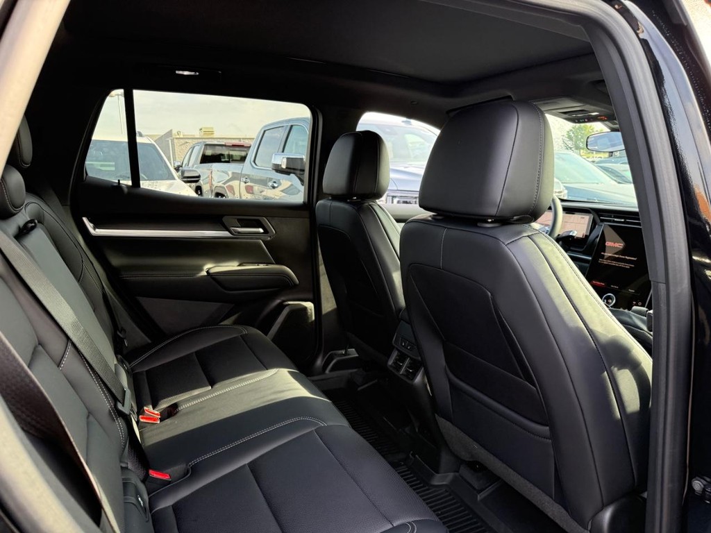 GMC Terrain Vehicle Image 05