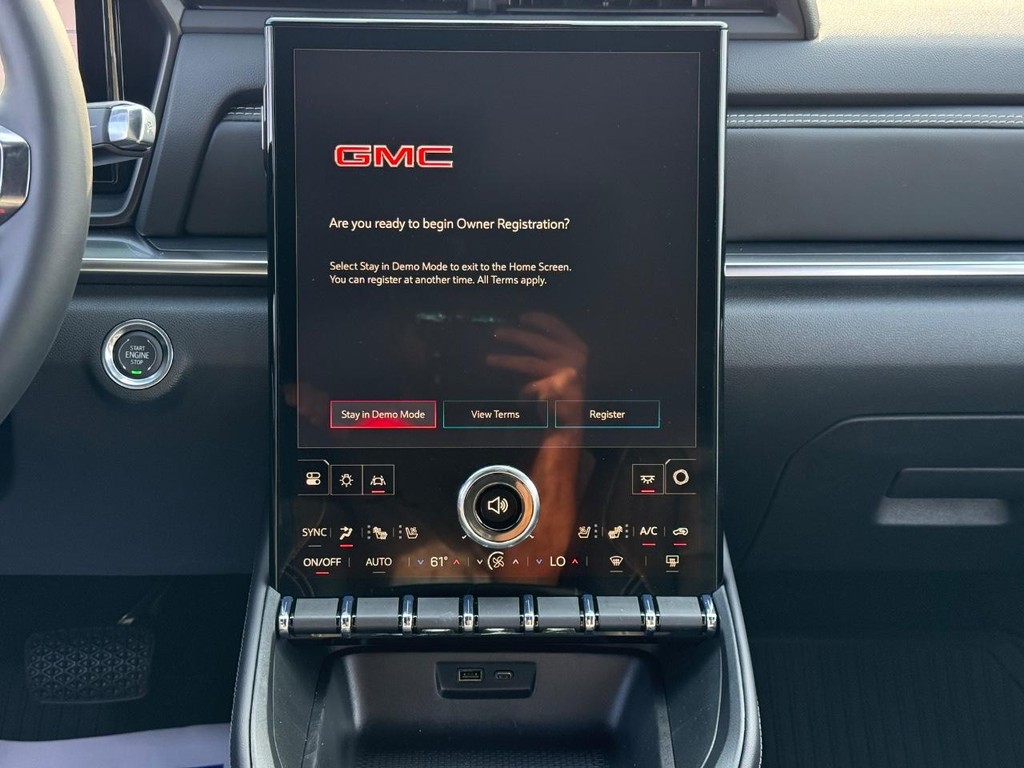 GMC Terrain Vehicle Image 08