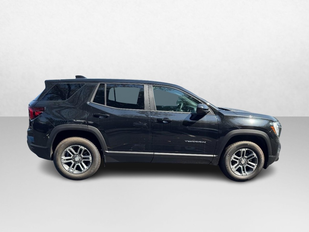 GMC Terrain Vehicle Image 02
