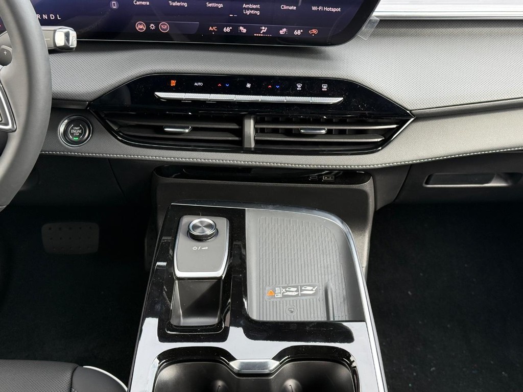 Buick Enclave Vehicle Image 10
