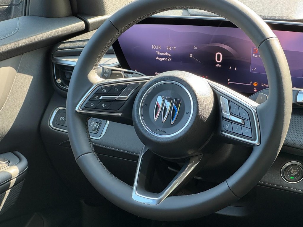 Buick Enclave Vehicle Image 09