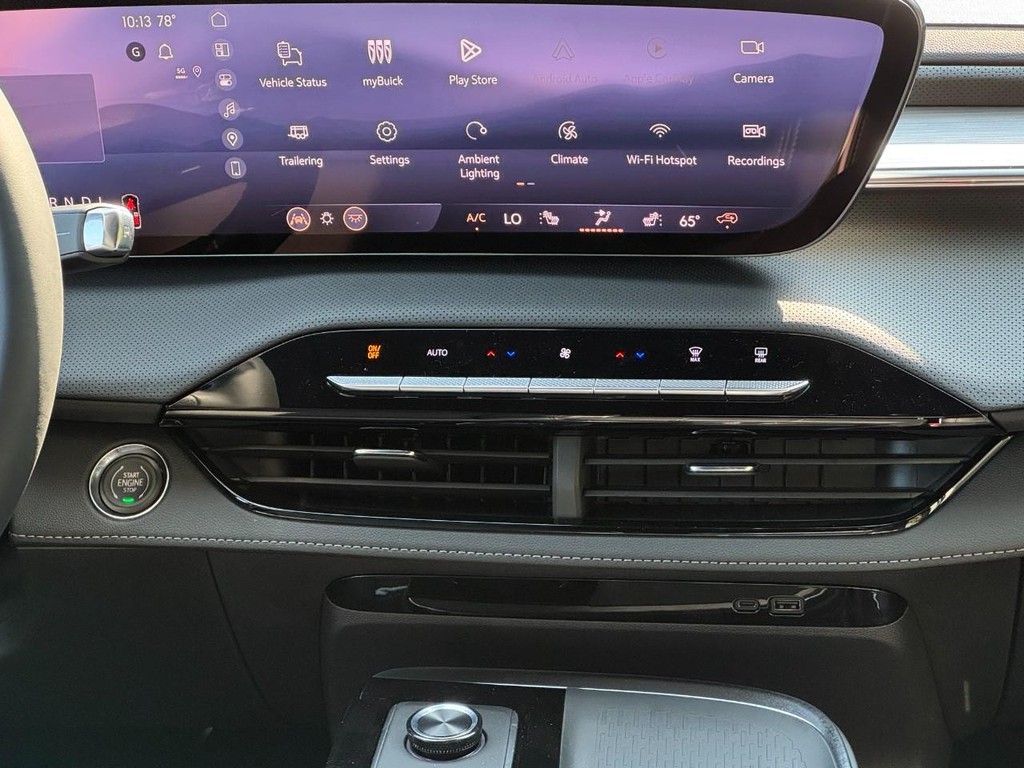 Buick Enclave Vehicle Image 10
