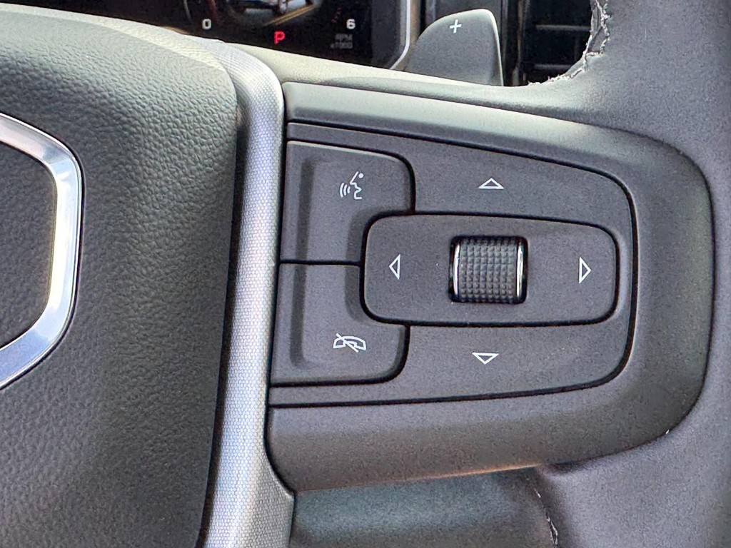 GMC Sierra 1500 Vehicle Image 16