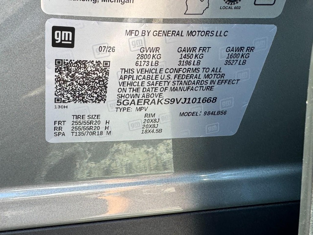 Buick Enclave Vehicle Image 18