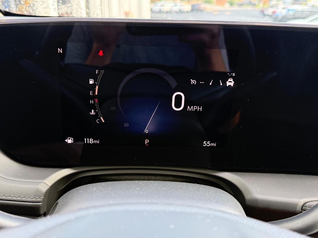 Buick Encore GX Vehicle Image 14
