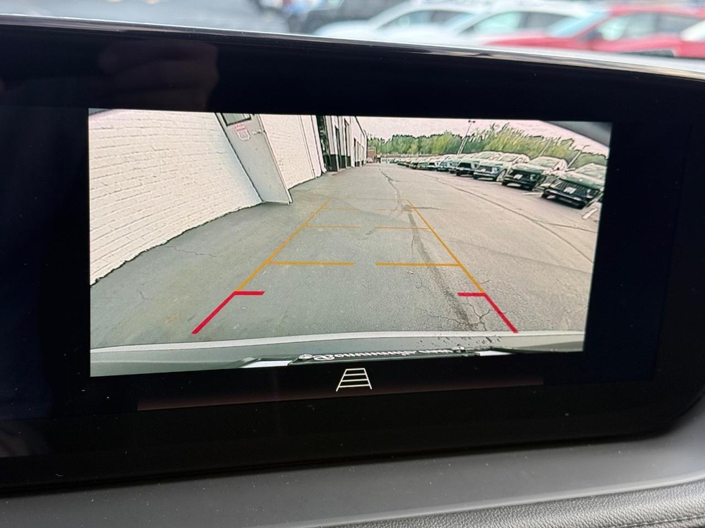 Buick Encore GX Vehicle Image 15