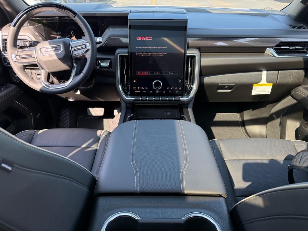 GMC Yukon XL Vehicle Image 07