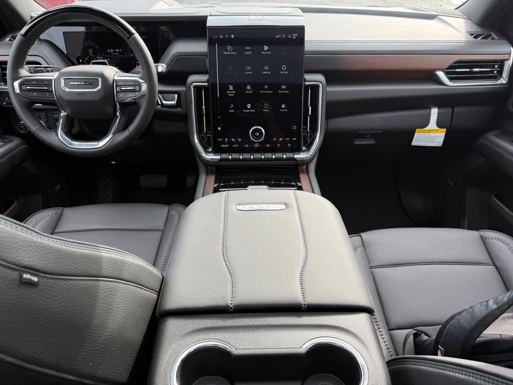 GMC Yukon Vehicle Image 08