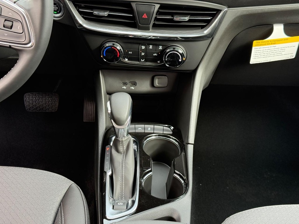 Buick Encore GX Vehicle Image 09
