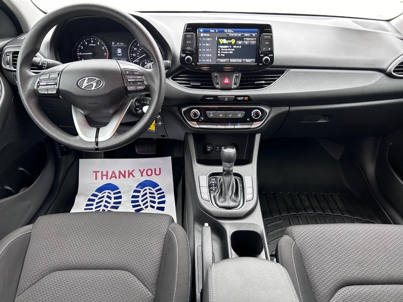 2020 Hyundai Elantra GT Auto photo