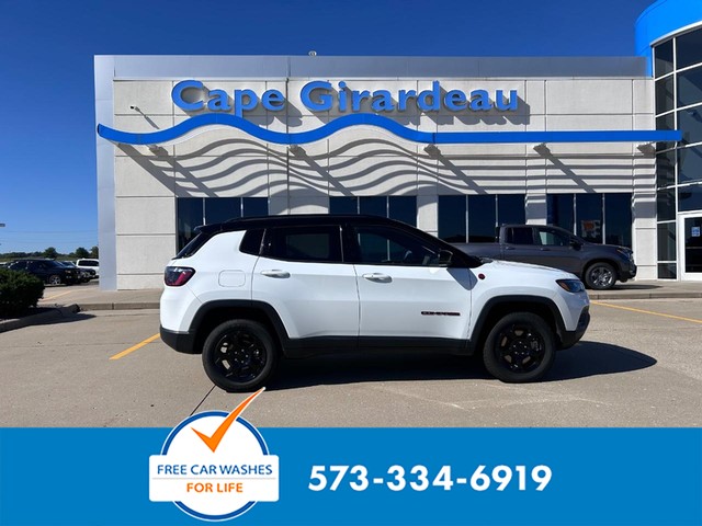 2024 Jeep Compass Trailhawk at Cape Girardeau Honda in Cape Girardeau MO