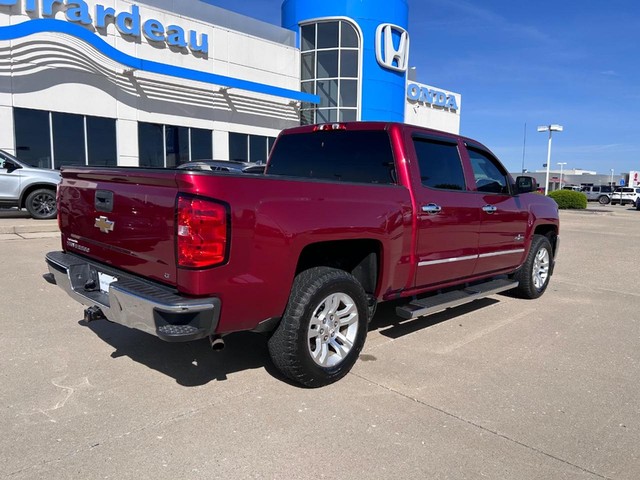 Chevrolet Silverado 1500 Vehicle Full-screen Gallery Image 02