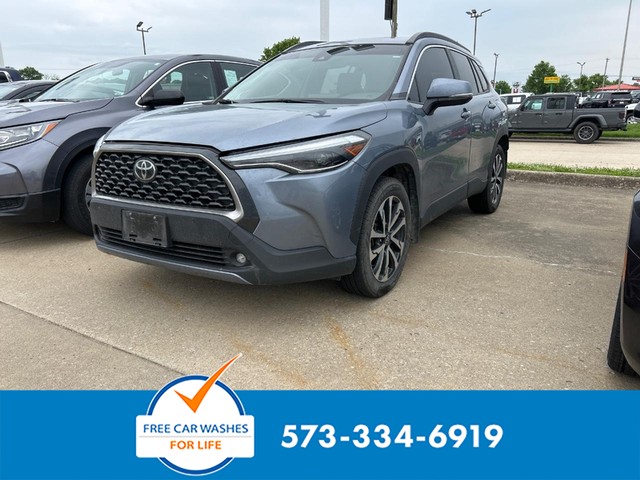 2022 Toyota Corolla Cross XLE at Cape Girardeau Honda in Cape Girardeau MO