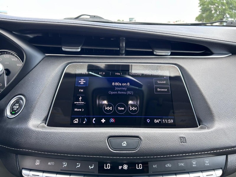 Cadillac XT4 Vehicle Full-screen Gallery Image 13