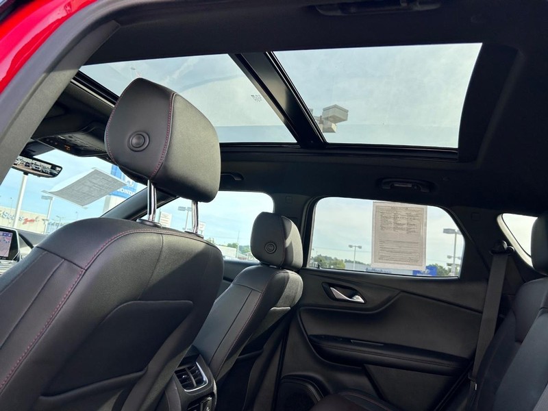 Chevrolet Blazer Vehicle Full-screen Gallery Image 10