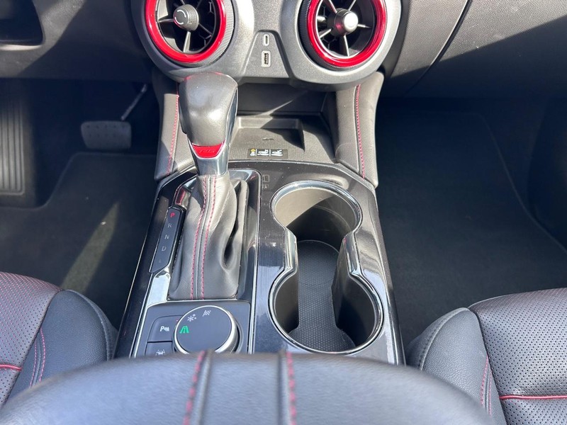 Chevrolet Blazer Vehicle Full-screen Gallery Image 17