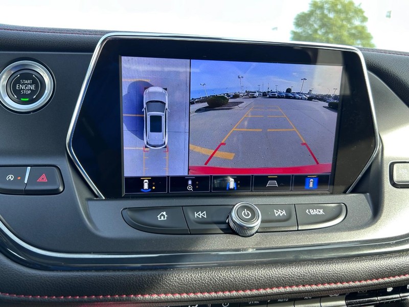 Chevrolet Blazer Vehicle Full-screen Gallery Image 23