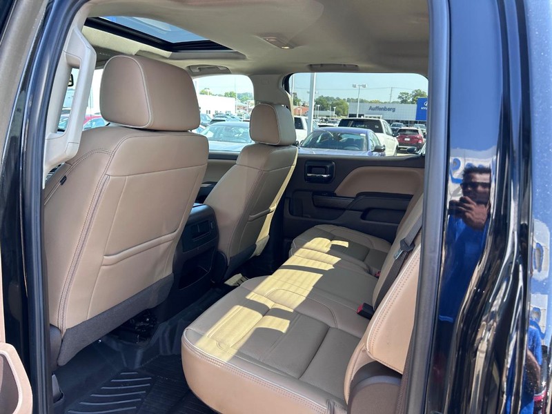 GMC Sierra 1500 Vehicle Full-screen Gallery Image 08