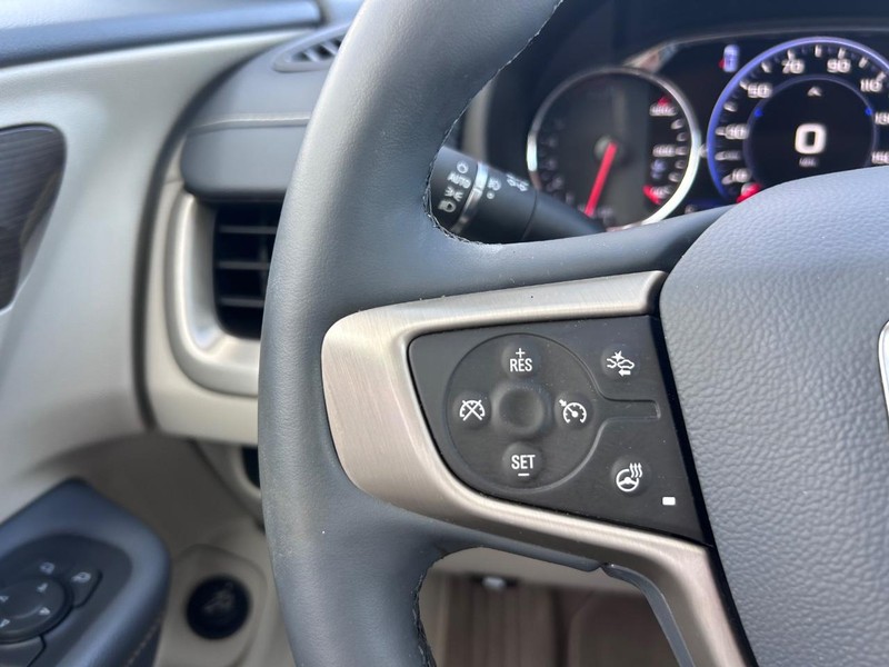 GMC Terrain Vehicle Full-screen Gallery Image 12