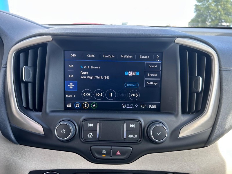 GMC Terrain Vehicle Full-screen Gallery Image 14