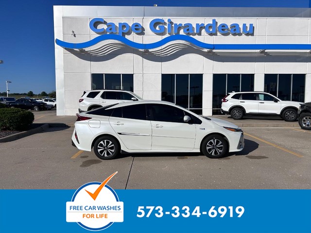 Cape Girardeau MO 2018 Toyota Prius Prime more details - toyota prius prime