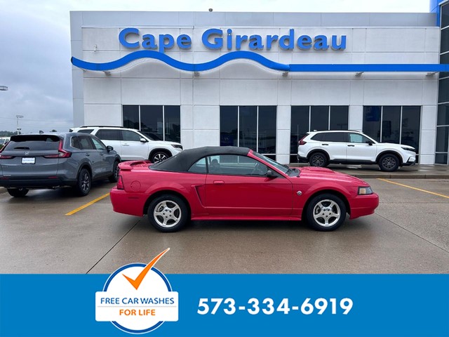 Cape Girardeau MO 2004 Ford Mustang more details - ford mustang