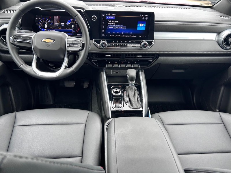 Chevrolet Colorado Vehicle Full-screen Gallery Image 09