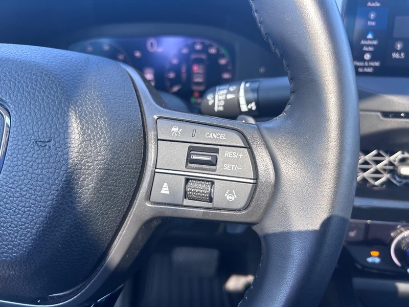 Honda Accord Hybrid Vehicle Full-screen Gallery Image 13