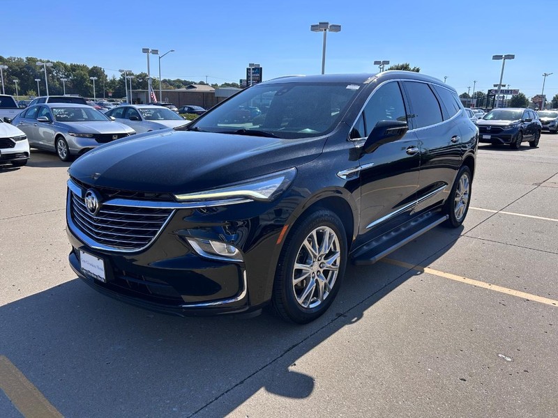 Buick Enclave Vehicle Full-screen Gallery Image 07